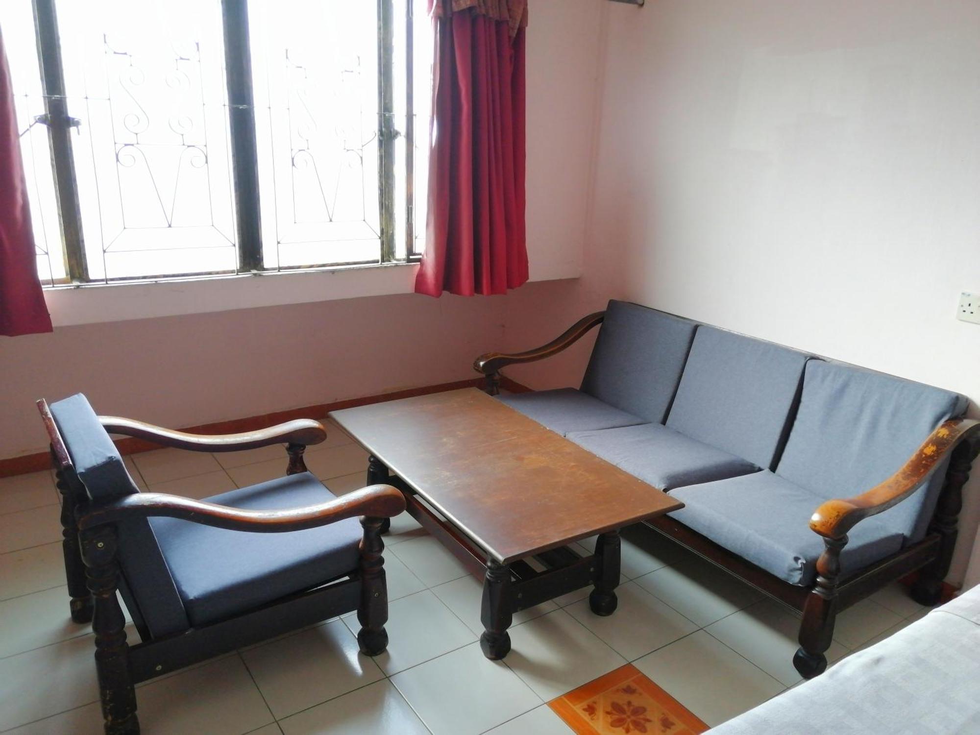 New Budget Inn Hotel Chukai Екстериор снимка