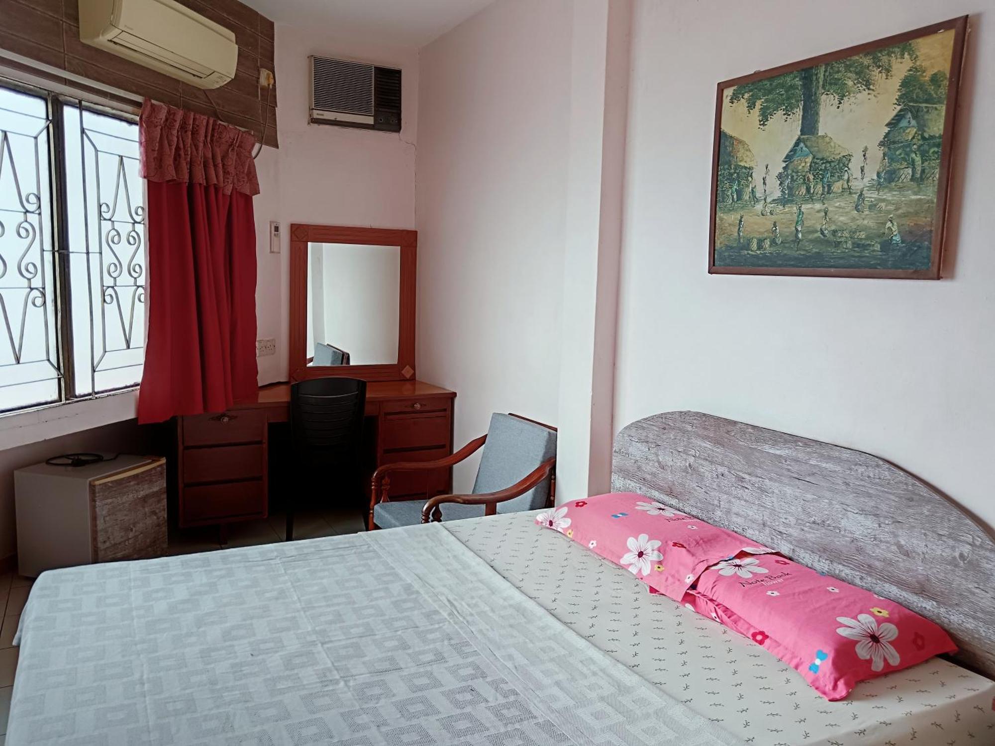 New Budget Inn Hotel Chukai Екстериор снимка